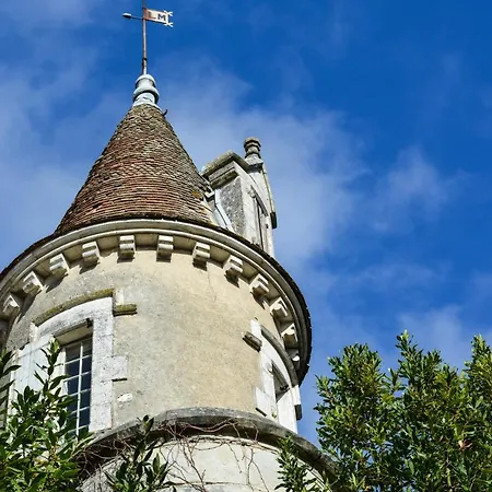 Chateau De Cadres Hotel